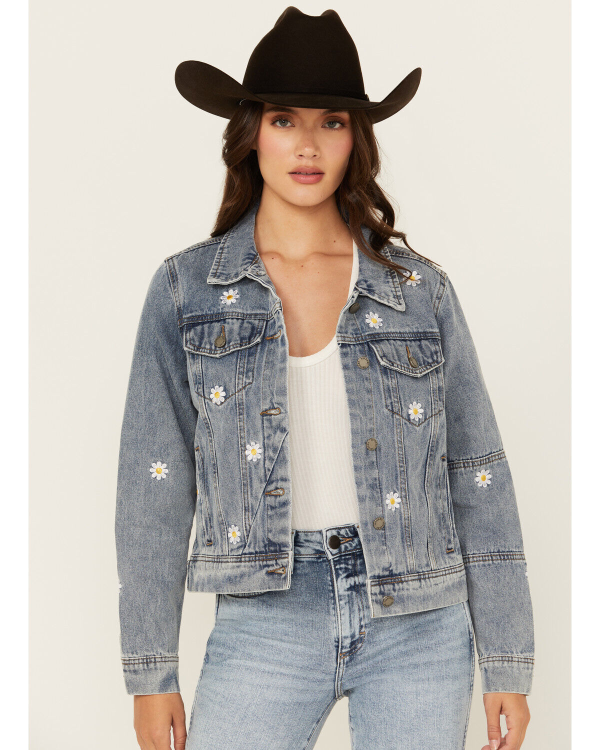 Image #1 - Veveret Women's Medium Wash Daisy Embroidered Denim Jacket, Medium Wash, hi-res