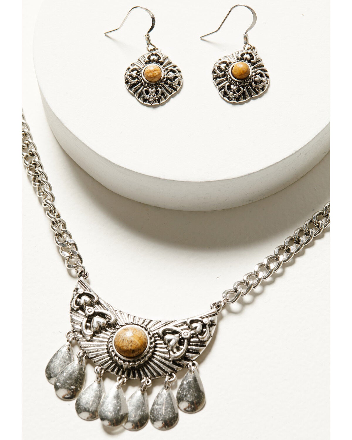 Image #2 - Shyanne Women's Monument Valley Silver Charm Necklace & Earrings Set, Silver, hi-res
