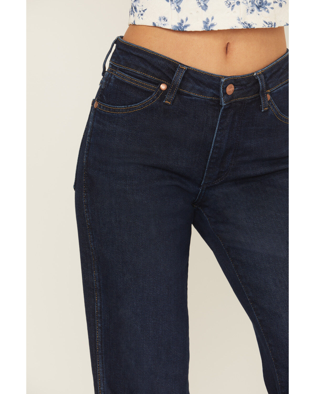 Image #2 - Wrangler Women's Dark Wash Mid Rise Weathered Rinse Heritage Flare Stretch Denim Jeans, Dark Wash, hi-res