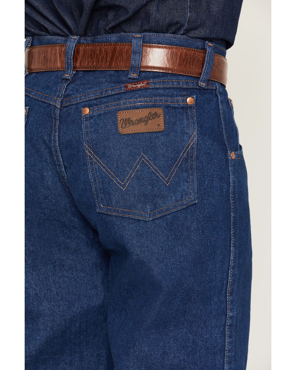 Image #4 - Wrangler 31MWZ Cowboy Cut Relaxed Fit Prewashed Jeans, Indigo, hi-res