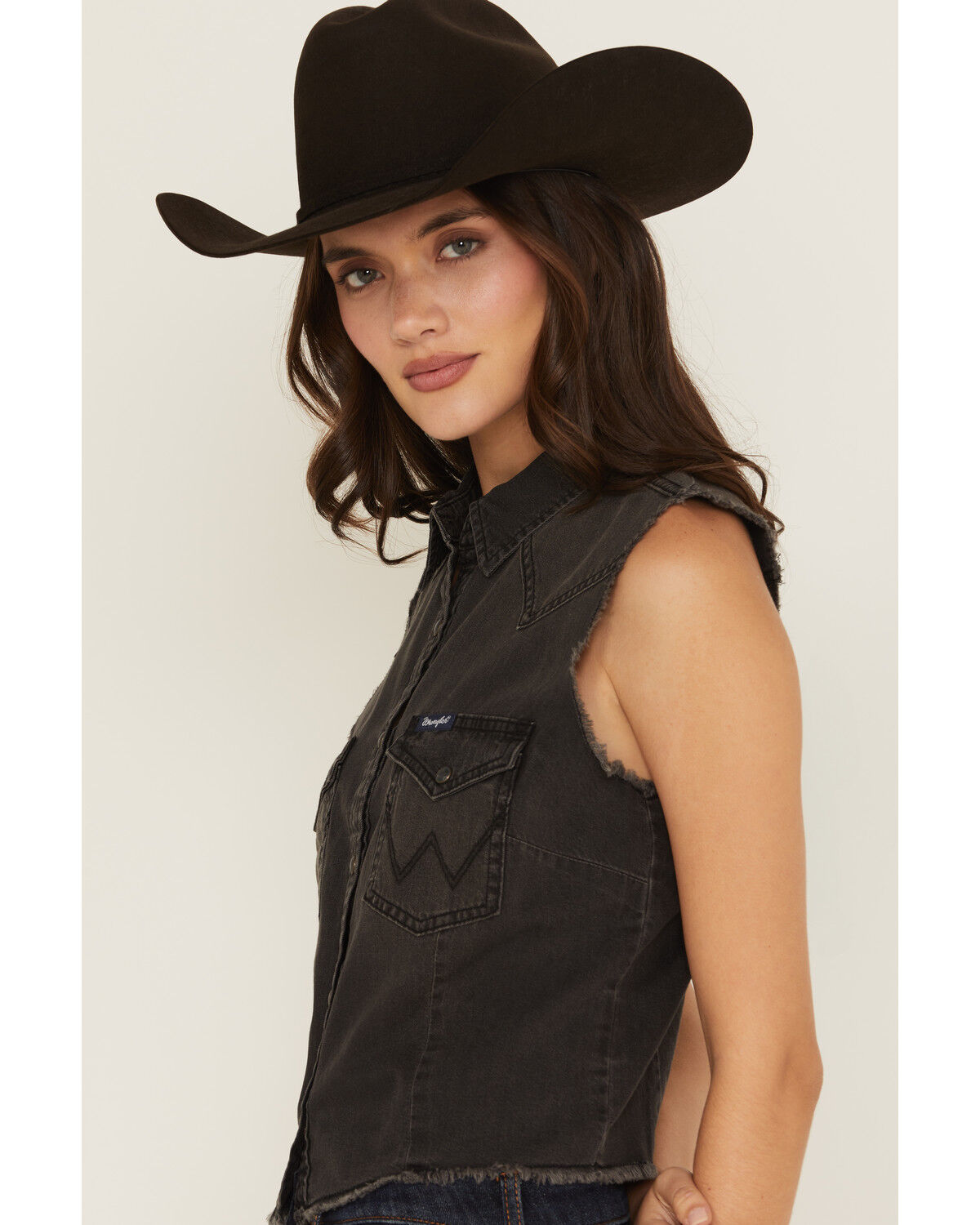 Image #2 - Wrangler Retro Women's Distressed Sleeveless Snap Cropped Western Shirt, Black, hi-res