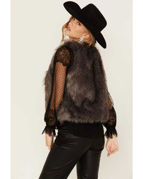Image #4 - Shyanne Women's Faux Fur Vest, Ash, hi-res