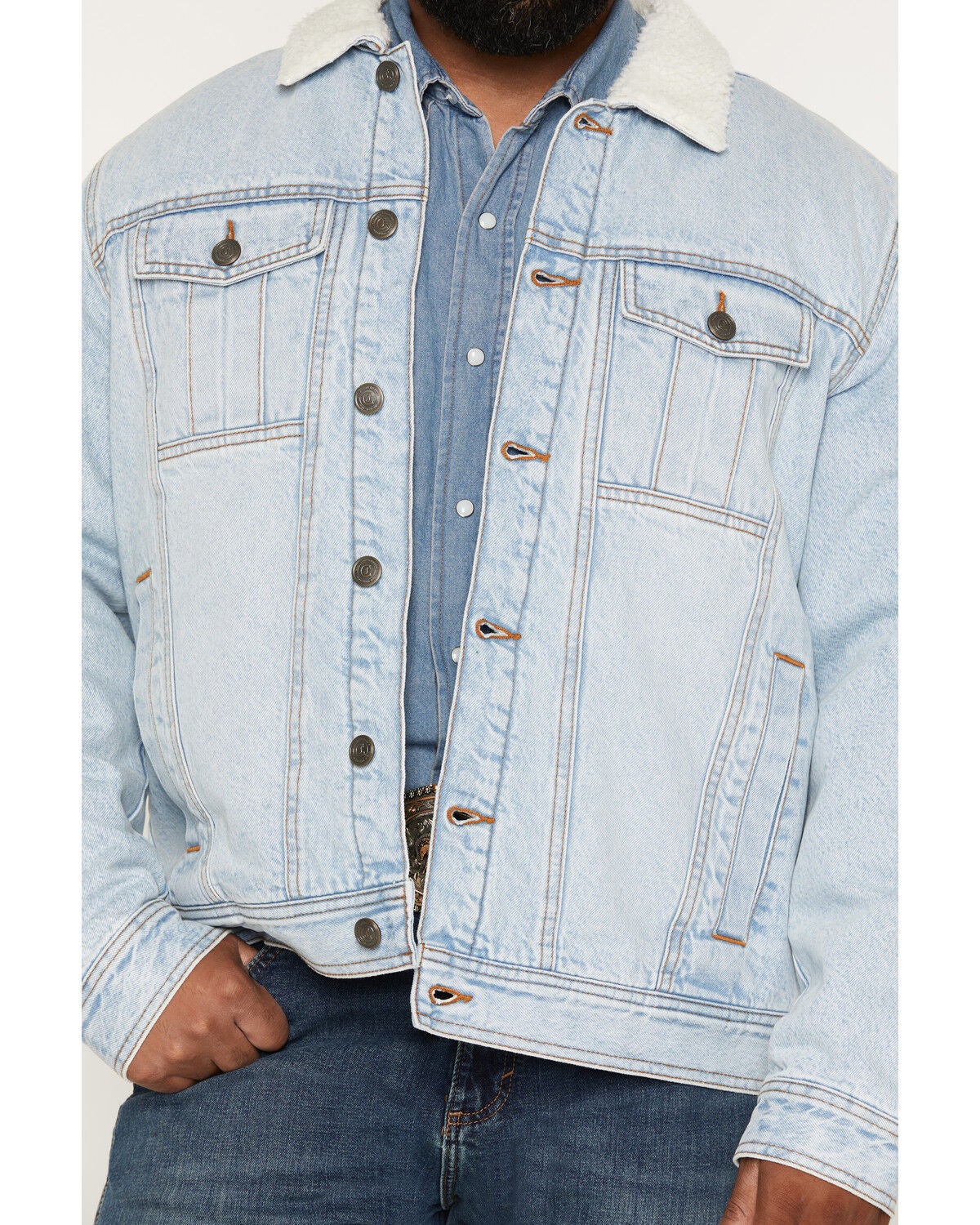 Image #3 - Cody James Men's Caballo Sherpa Lined Trucker Jacket, Light Wash, hi-res