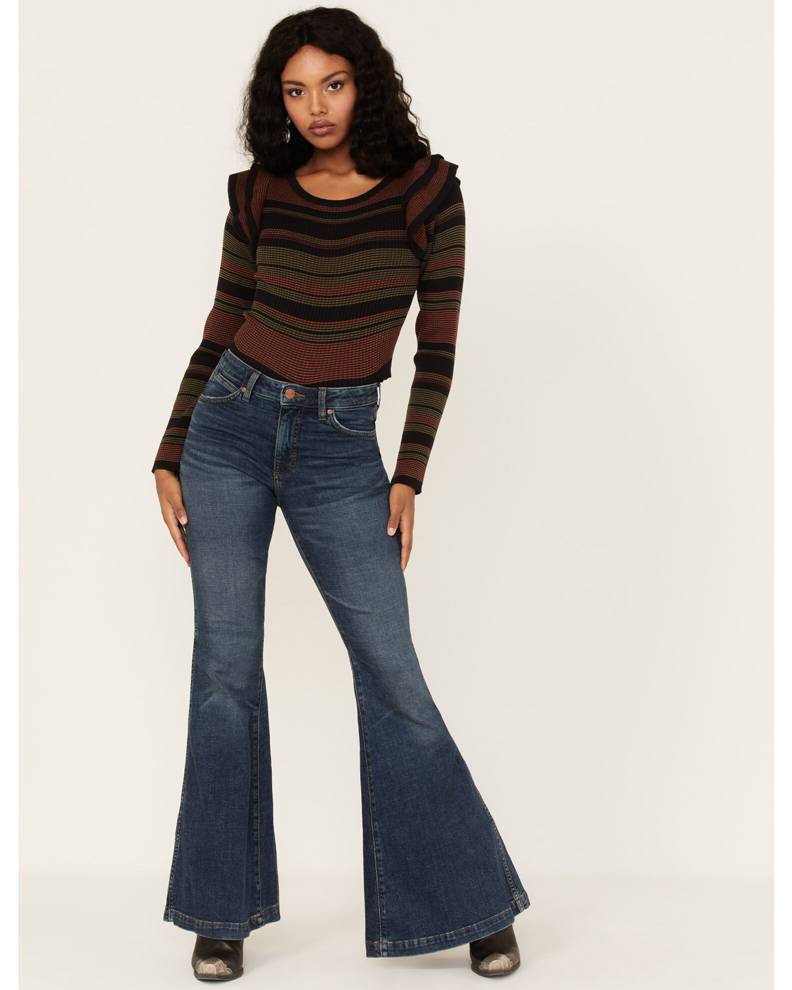 Wrangler Retro Women s Medium Wash High Rise Jana Flare Jeans