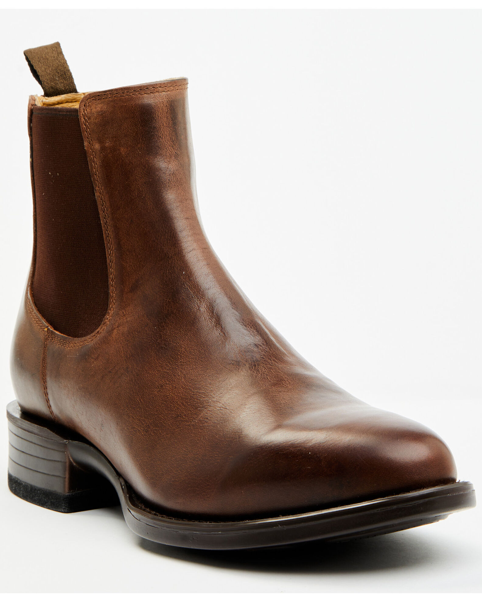 Round toe chelsea boots new arrivals