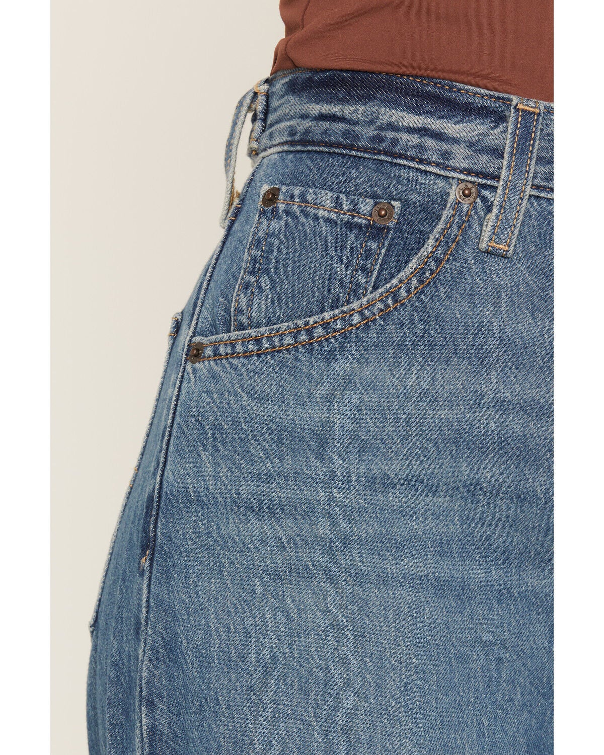 Image #2 - Levi's Women's Chasing Dreams Medium Wash High Rise Cinch Baggy Denim Jeans, Medium Wash, hi-res