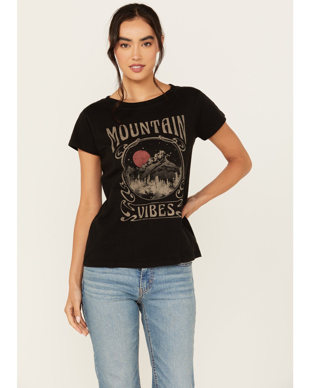 Shyanne Women's Mountain Vibe Short Sleeve Graphic Tee, Black, hi-res
