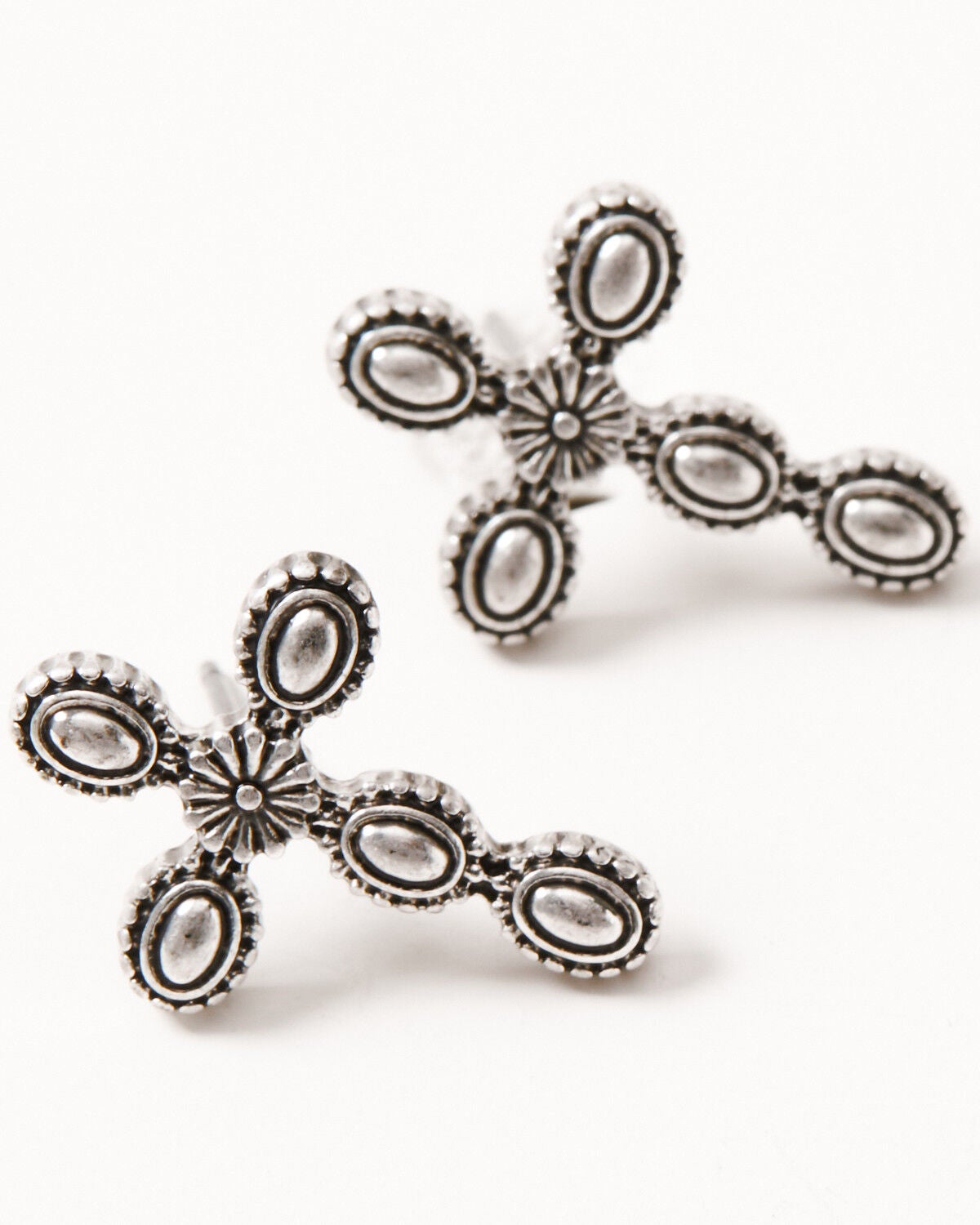 Image #3 - Shyanne Women's Shiloh Ridge Cross Jewelry Set - 2 Piece, Silver, hi-res