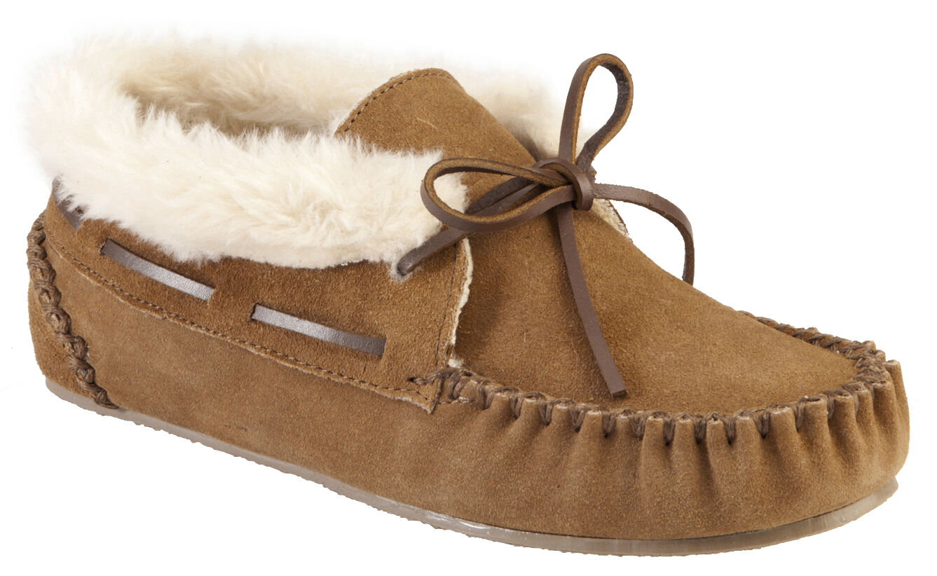 Minnetonka Chrissy Bootie Moccasins