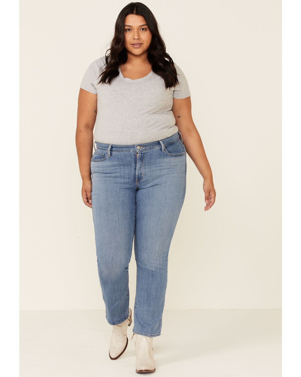 Image #1 - Levi's Women's Late Afternoon Medium Wash Classic Straight Jeans- Plus, Blue, hi-res