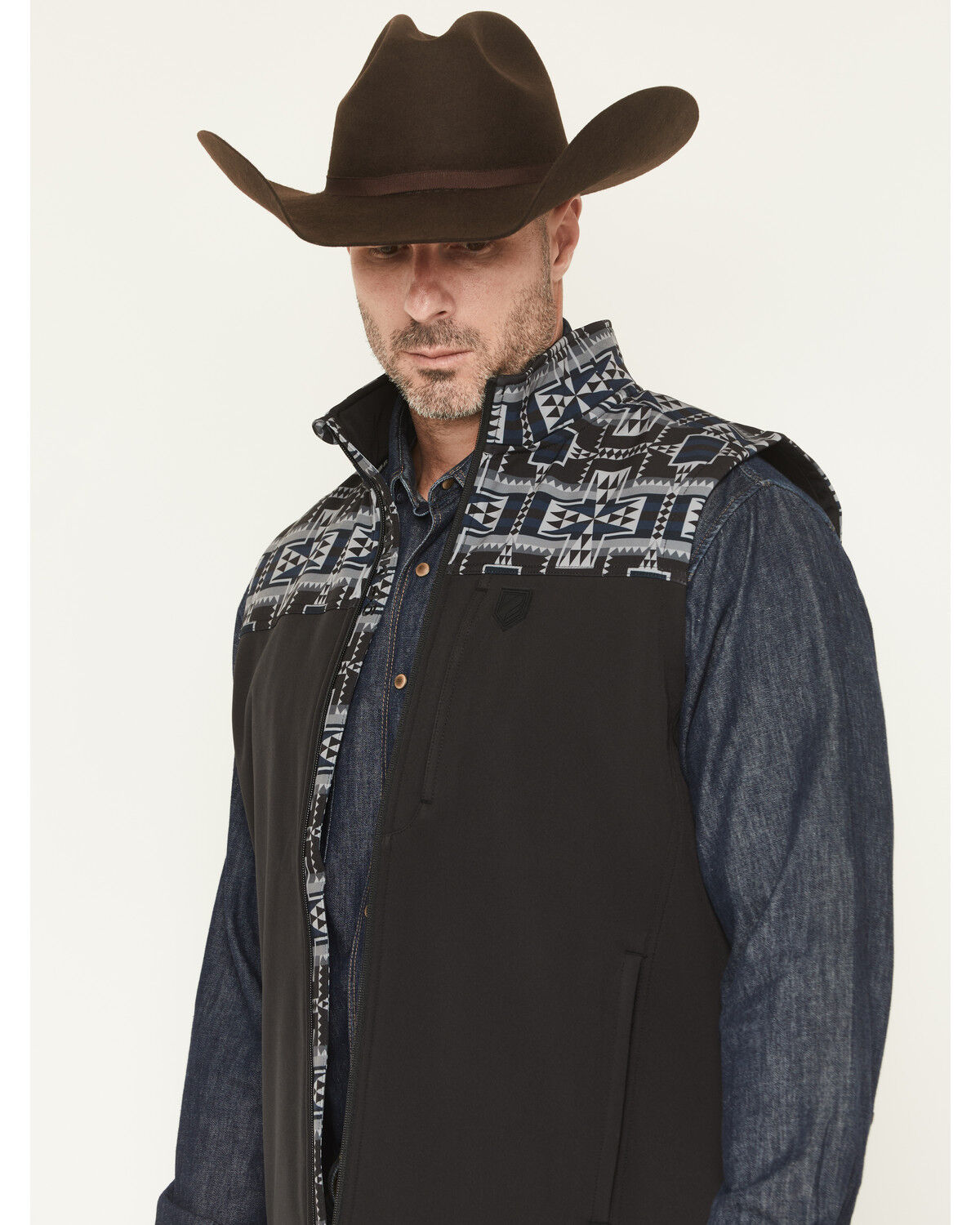 Image #2 - RANK 45® Men's Cheneka 2.0 Colorblock Southwestern Print Softshell Vest, Black, hi-res