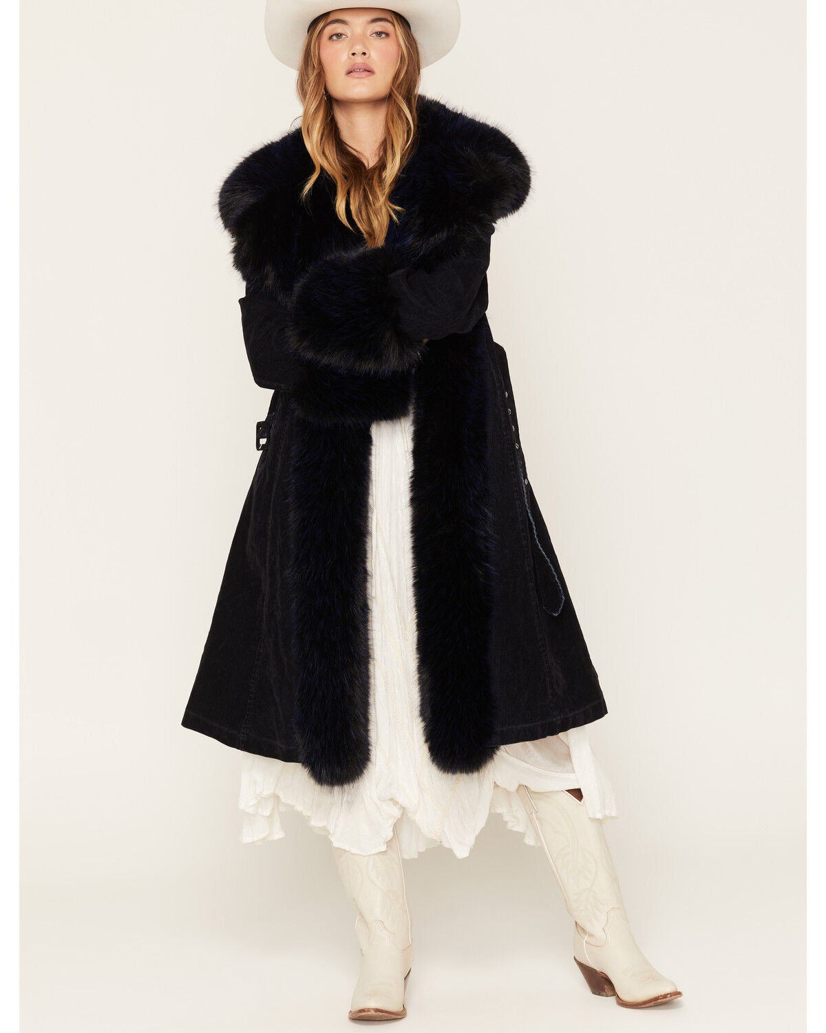 Azalea Wang Women's Annora Faux Fur Velvet Coat, Navy, hi-res