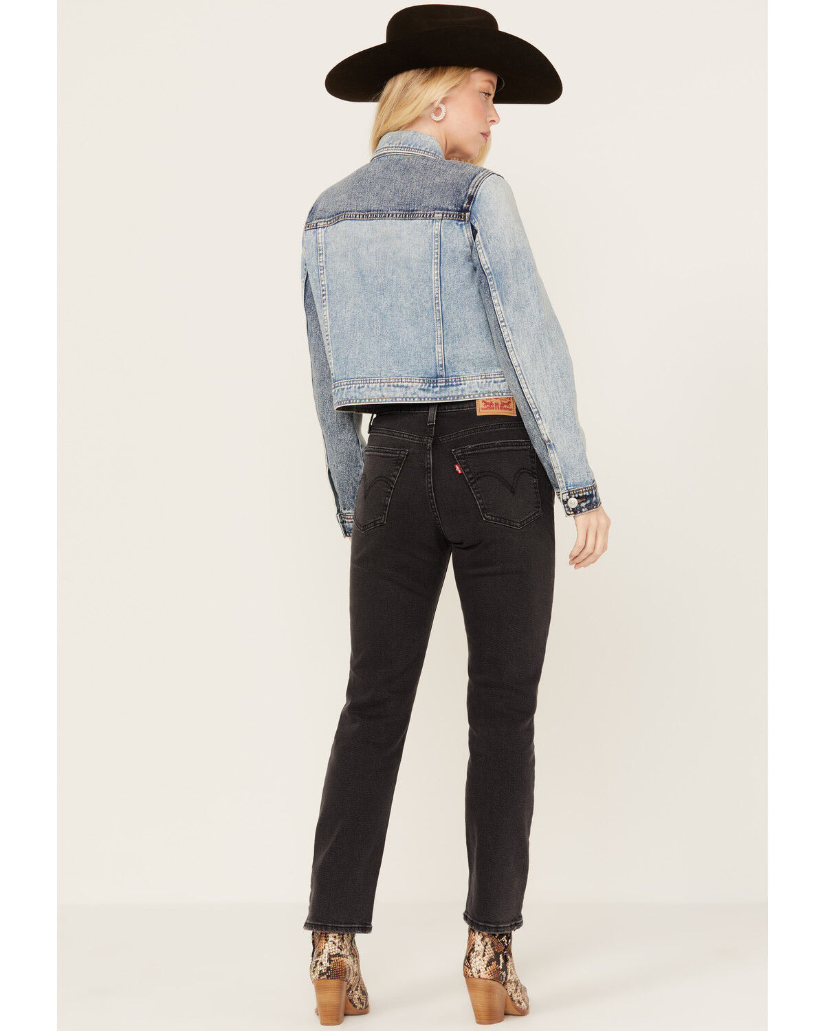 Image #3 - Levi's Women's Wedgie Straight Stretch Denim Jeans, , hi-res