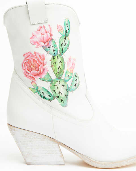 Image #2 - Golo Women's Jesse Cactus Western Booties - Pointed Toe, White, hi-res