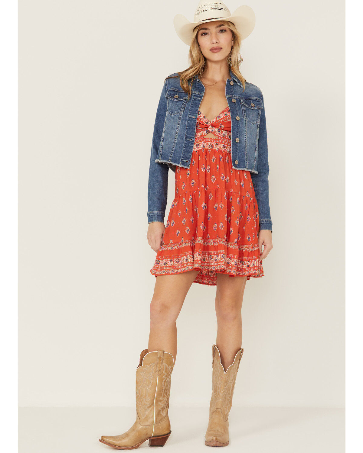 Image #4 - Shyanne Women's Light Denim Cropped Fray Jacket, Light Wash, hi-res