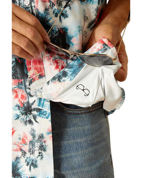 Image #2 - Ariat Men's VentTEK Outbound Tropical Print Classic Fit Short Sleeve Button-Down Western Shirt , Multi, hi-res