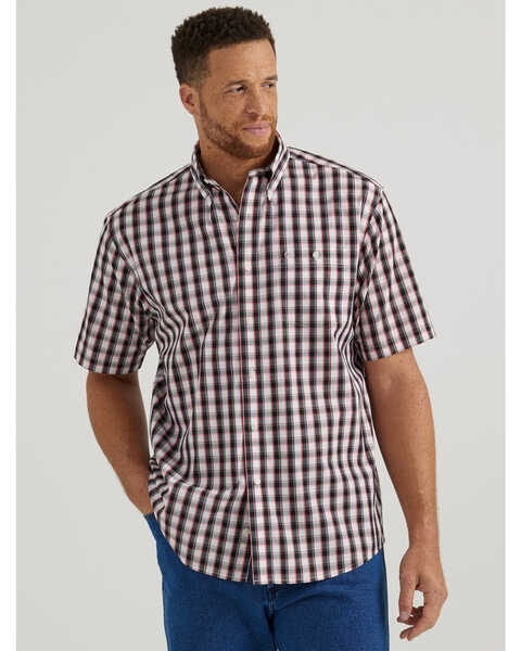 Wrangler Men's Classic Plaid Print Short Sleeve Button-Down Western Shirt , Black, hi-res