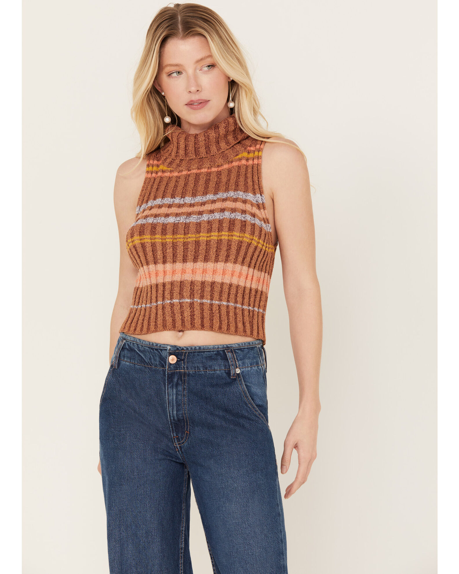 Free people deals sleeveless sweater