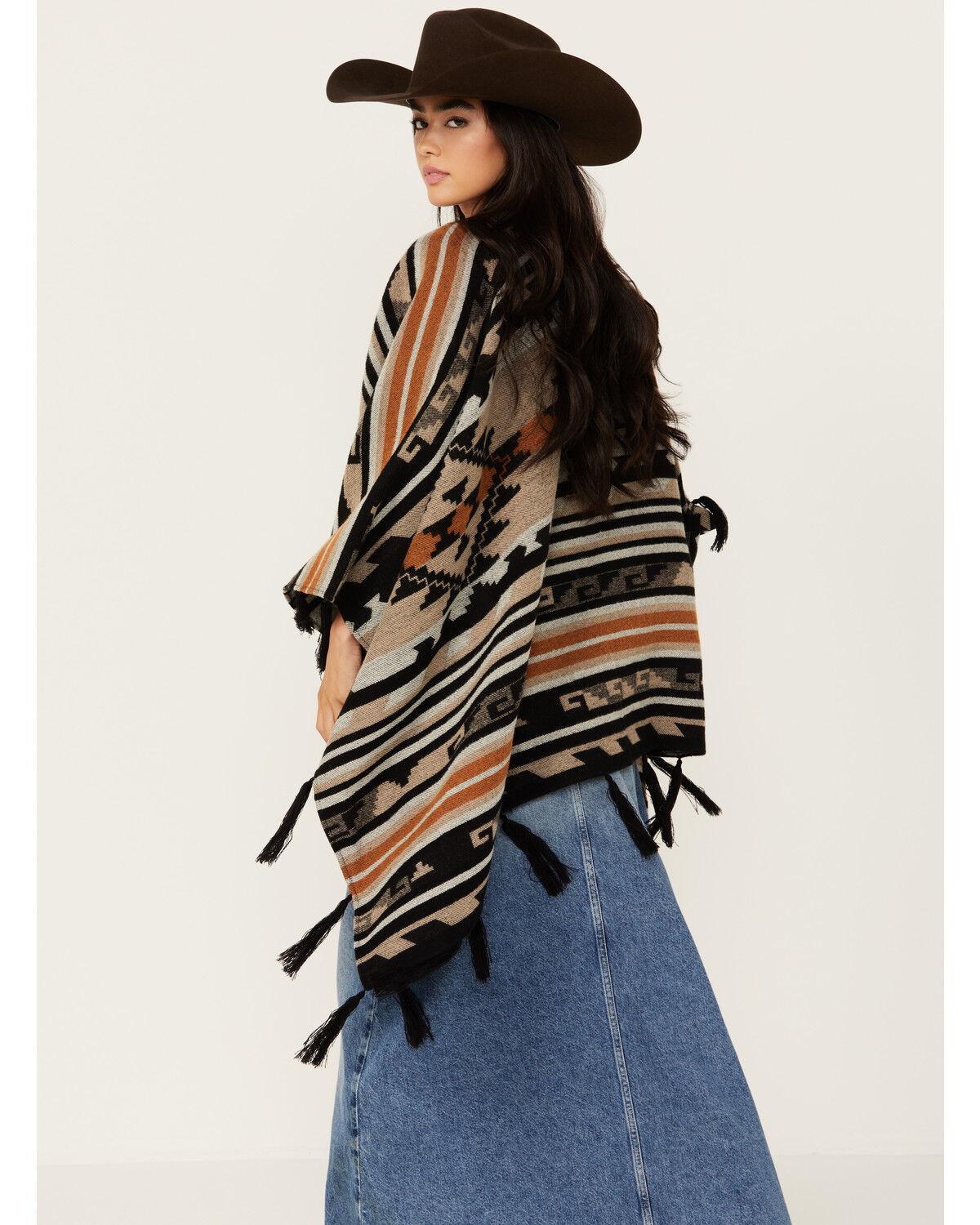 Image #4 - Shyanne Women's Southwestern Print Blanket Shawl, Beige, hi-res