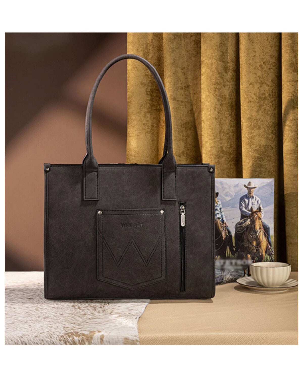 Image #3 - Wrangler Women's Southwestern Print Concealed Carry Tote Bag, Black, hi-res
