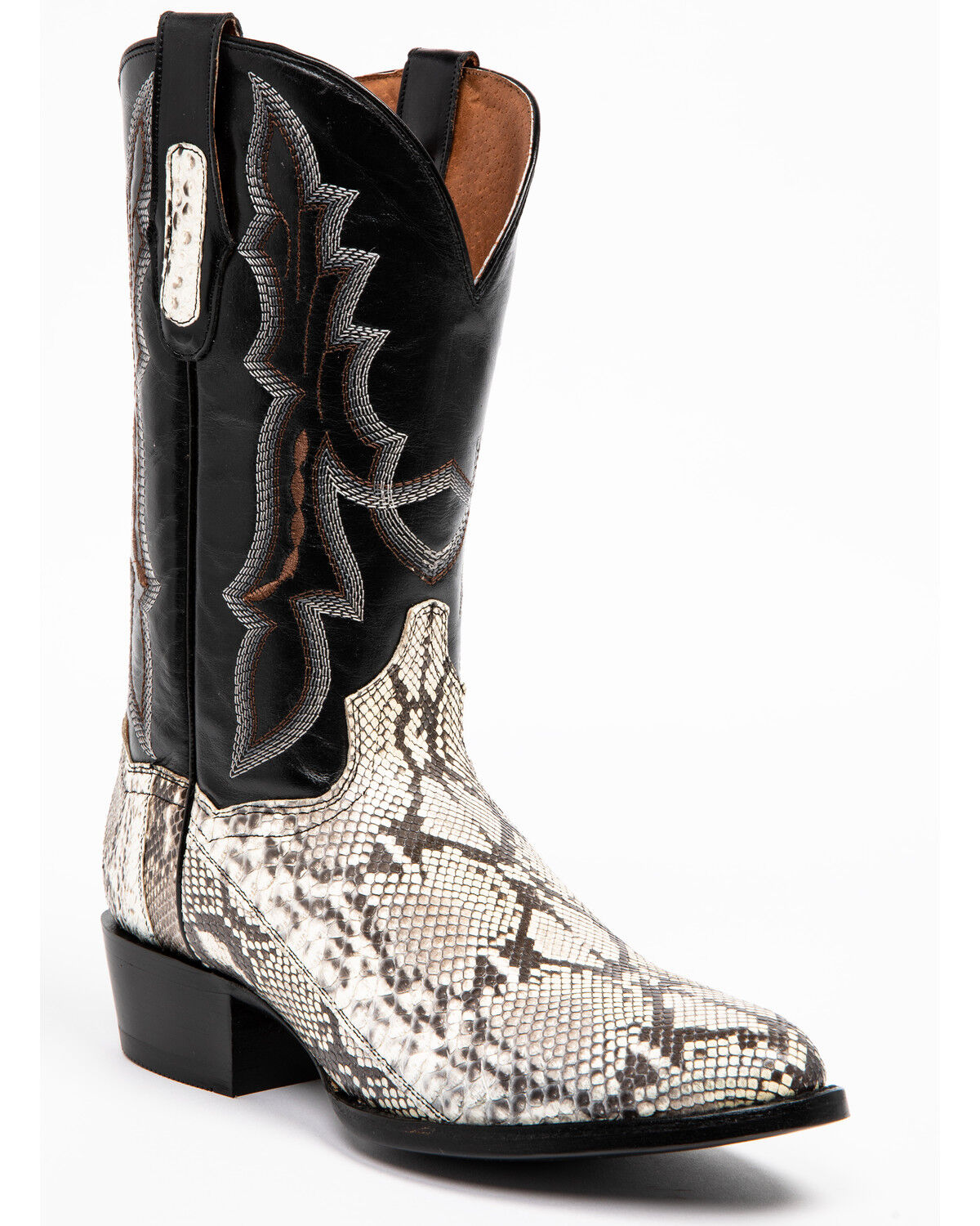 round toe cowgirl boots
