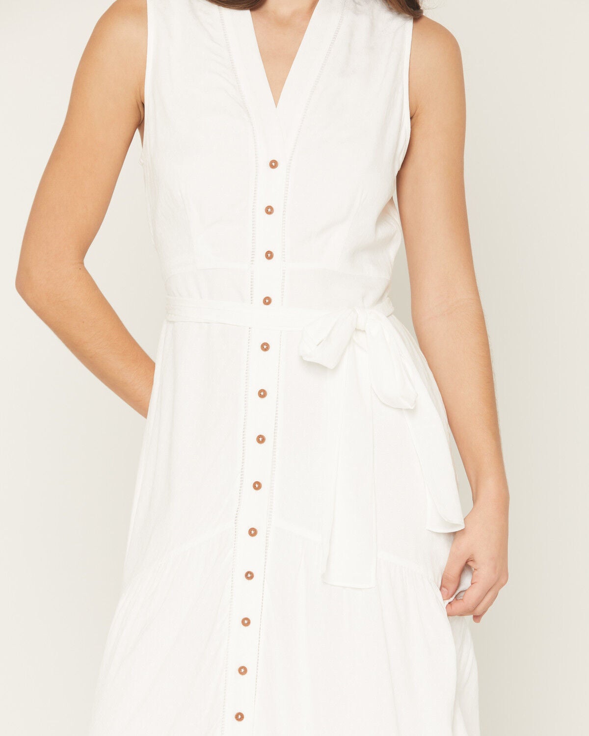 Image #5 - Shyanne Women's Solid Sleeveless Button-Down High-Low Midi Dress, White, hi-res